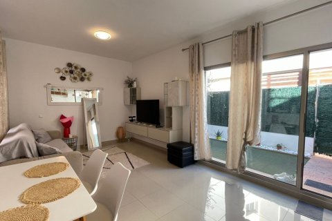 Bliźniak Punta Prima, Alicante, Hiszpania 3 sypialnie, 146 mkw. nr 119050 – zdjęcie 6