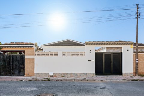 Продажа виллы Торревьеха, Аликанте, Испания 3 спальни, 104м2 №119054 - фото 28