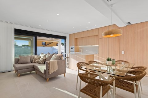 Продажа виллы Торревьеха, Аликанте, Испания 3 спальни, 104м2 №119054 - фото 2