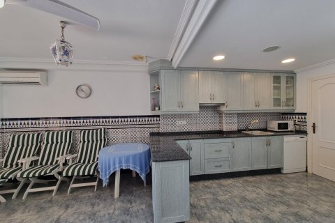 Duplex for sale Santa Pola, Alicante, Spain 4 bedrooms, 255 sq.m. No. 119047 - photo 14