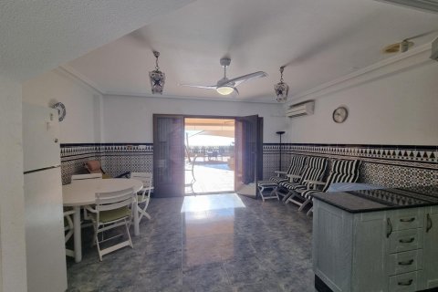 Duplex for sale Santa Pola, Alicante, Spain 4 bedrooms, 255 sq.m. No. 119047 - photo 21