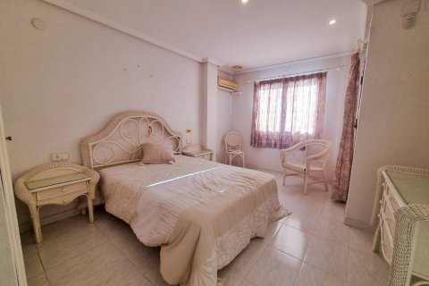 Duplex for sale Santa Pola, Alicante, Spain 4 bedrooms, 255 sq.m. No. 119047 - photo 25