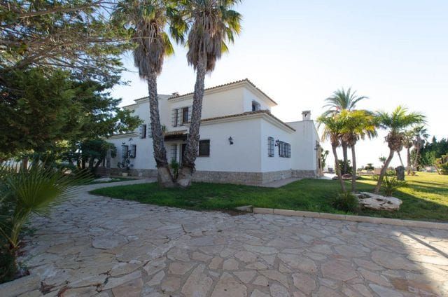 Finca in Benissa, Alicante, Spain 5 bedrooms, 600 sq.m. No. 95658