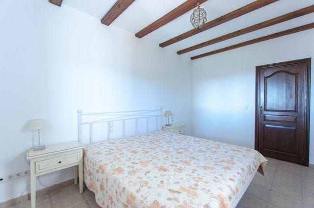 Finca in Benissa, Alicante, Spain 5 bedrooms, 600 sq.m. No. 95658