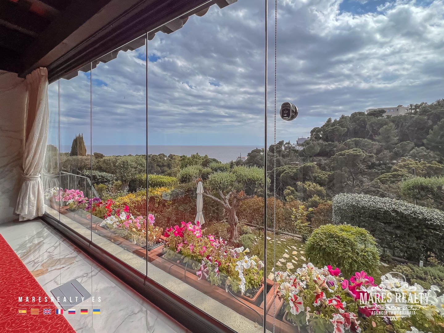 Huvila Tossa de Mar, Girona, Espanja 4 makuuhuonetta, 215 m2 No. 94178