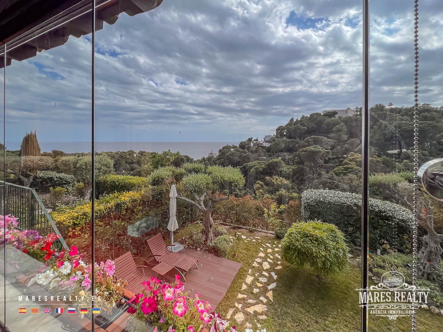 Huvila Tossa de Mar, Girona, Espanja 4 makuuhuonetta, 215 m2 No. 94178