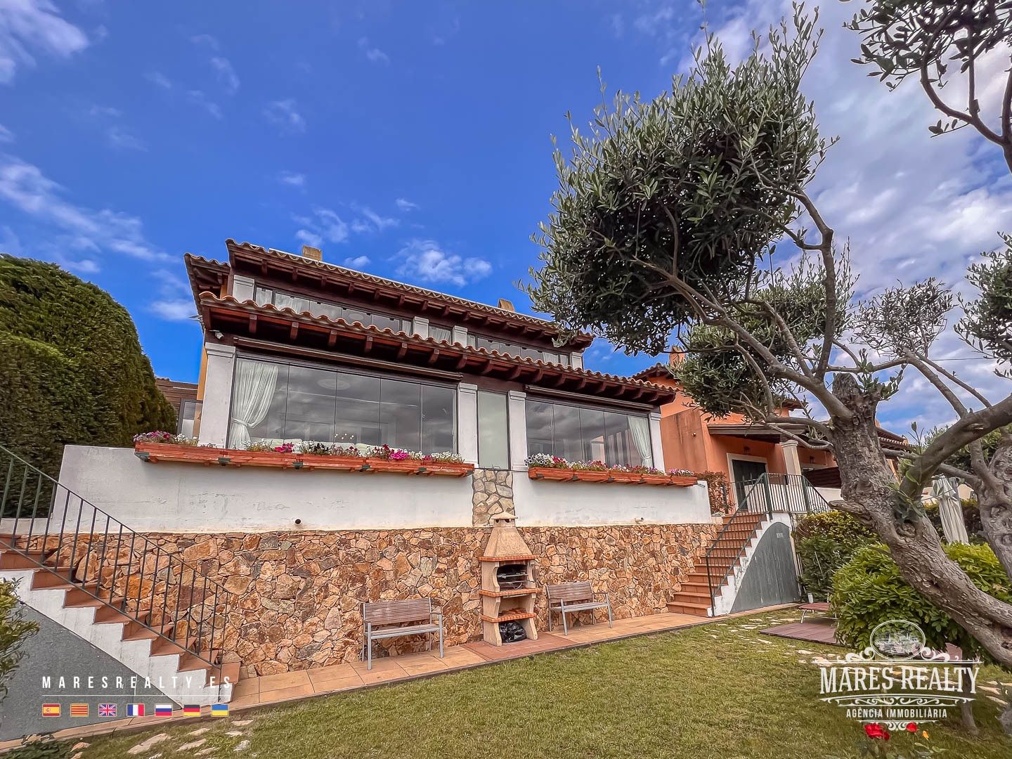 Huvila Tossa de Mar, Girona, Espanja 4 makuuhuonetta, 215 m2 No. 94178