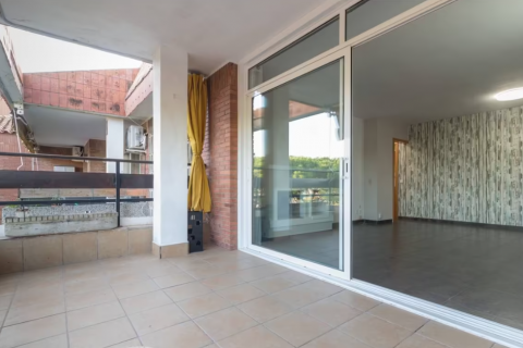 Dzīvoklis pārdošanā Gava, Barcelona, Spānijā 3 istabas, 121 m2 Nr. 53122 - attēls 4