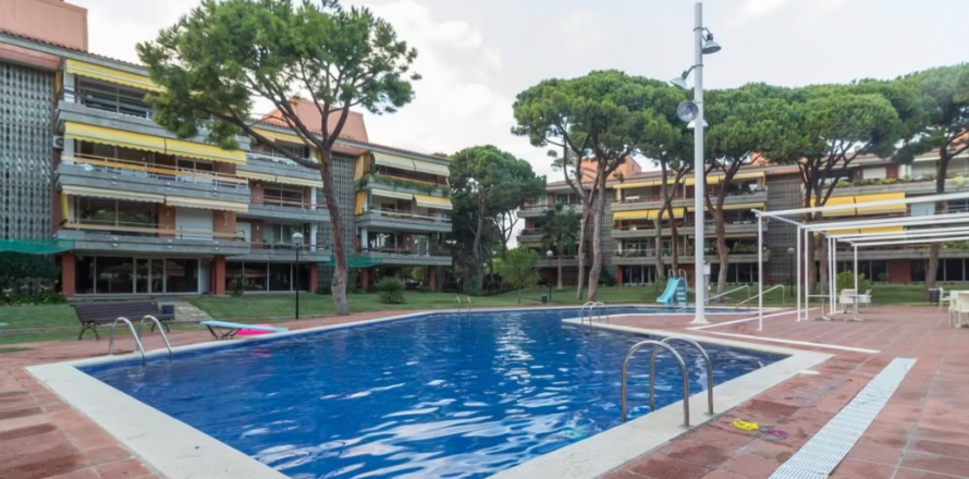 Dzīvoklis Gava, Barcelona, Spānijā 3 istabas, 121 m2 Nr. 53122