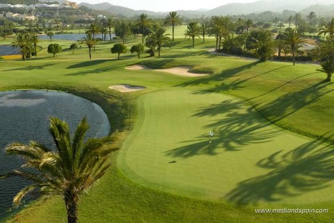 Apartment for sale La Manga del Mar Menor, Murcia, Spain 2 bedrooms, 96 sq.m. No. 108800 - photo 12