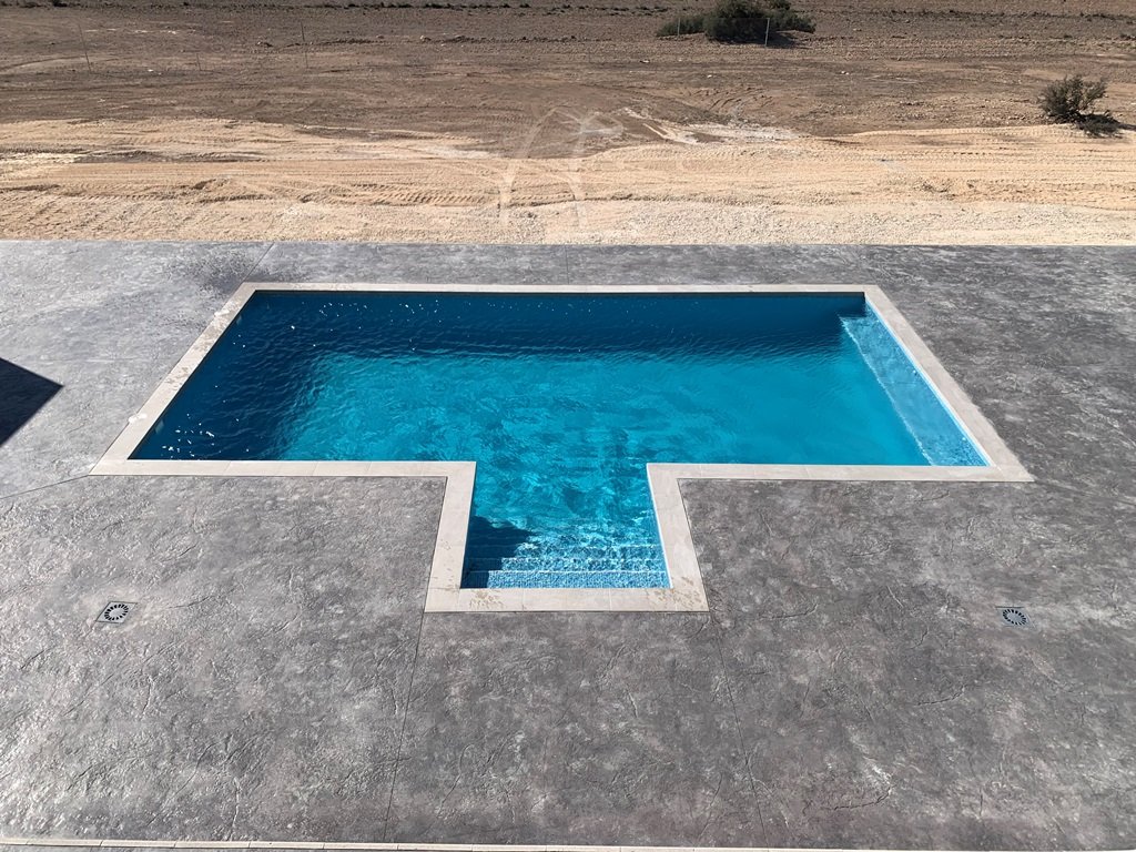 Villa a Pinoso, Alicante, Spagna 5 camere da letto, 222 mq. N° 99319