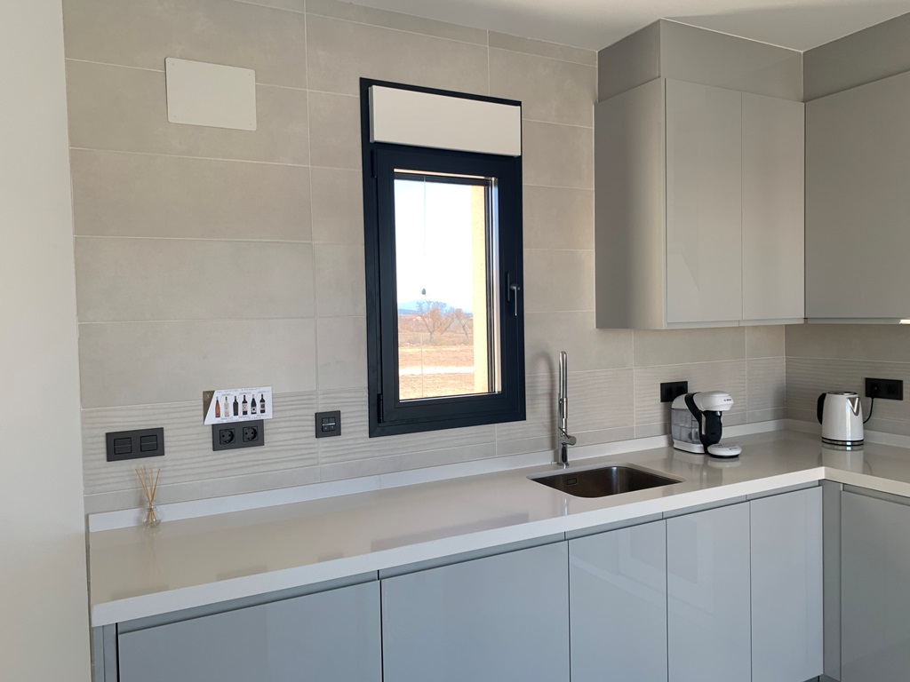 Villa a Pinoso, Alicante, Spagna 5 camere da letto, 222 mq. N° 99319