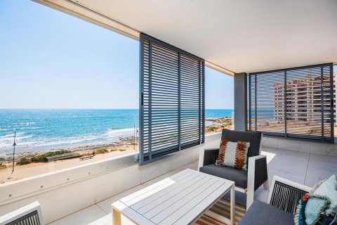 Apartment for sale Punta Prima, Alicante, Spain 2 bedrooms, 75 sq.m. No. 113627 - photo 4
