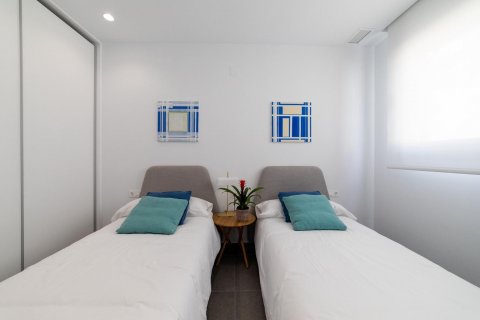 Bliźniak Alicante, Hiszpania 3 sypialnie, 202 mkw. nr 113622 – zdjęcie 24