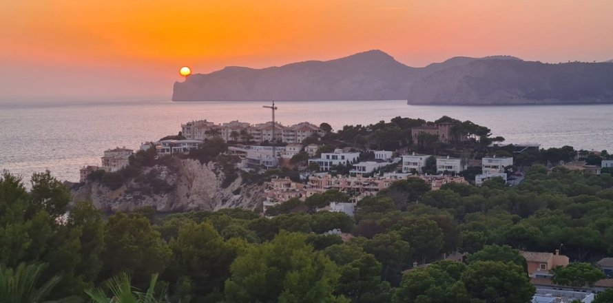 Apartment Nova Santa Ponsa, Mallorca, Spain 2 bedrooms, 100 sq.m. No. 117558