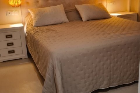 Apartment for rent Nova Santa Ponsa, Mallorca, Spain 2 bedrooms, 100 sq.m. No. 117558 - photo 4