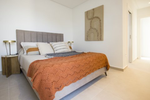 Продажа квартиры в Сан-Фульхенсио, Аликанте, Испания 2 спальни, 63м2 №117562 - фото 2