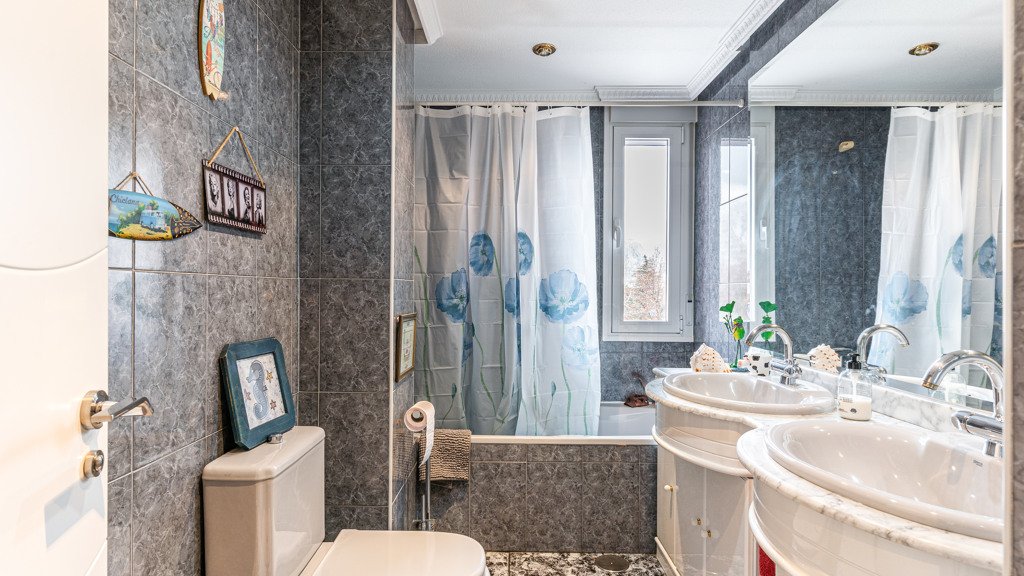 Villa à Arroyomolinos, Madrid, Espagne 4 chambres, 760 m2 No. 113518
