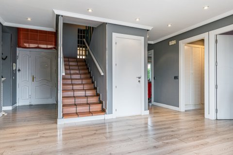 Villa zum Verkauf Arroyomolinos, Madrid, Spanien 4 Schlafzimmer, 760 m2 Nr. 113518 - Foto 8