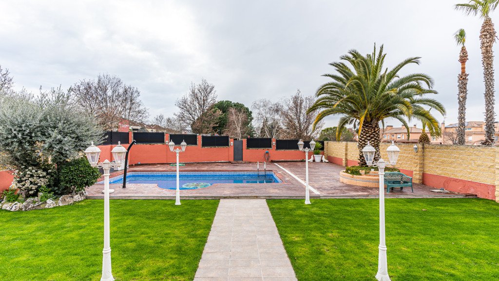 Villa à Arroyomolinos, Madrid, Espagne 4 chambres, 760 m2 No. 113518