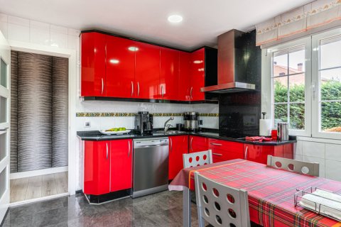 Villa zum Verkauf Arroyomolinos, Madrid, Spanien 4 Schlafzimmer, 760 m2 Nr. 113518 - Foto 17