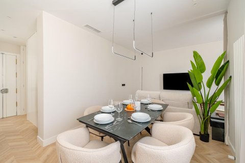 Apartment à vendre Madrid, Espagne, 2 chambres, 83 m2 No. 87283 - photo 3