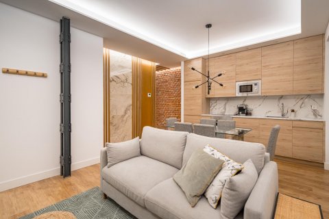 Apartamento en venta Madrid, España 3 dormitorios, 80 m2 No. 87284 - foto 2
