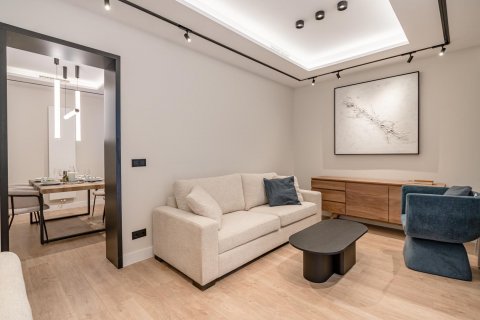 Apartamento en venta Madrid, España 2 dormitorios, 105 m2 No. 87281 - foto 4