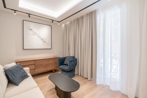 Apartamento en venta Madrid, España 2 dormitorios, 105 m2 No. 87281 - foto 5