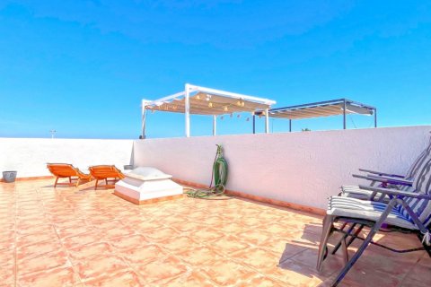 Townhouse for sale Torrevieja, Alicante, Spain 3 bedrooms, 75 sq.m. No. 115141 - photo 11