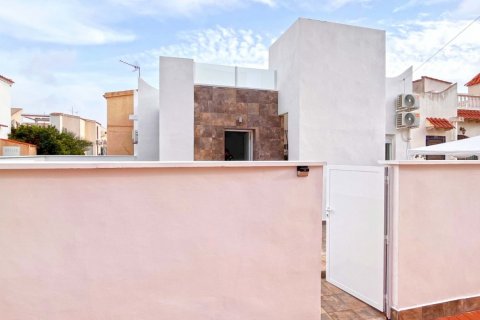 Bungalowi myytävänä Alicante, Espanja, 2 makuuhuonetta, 83 m2 No. 115143 - kuva 7