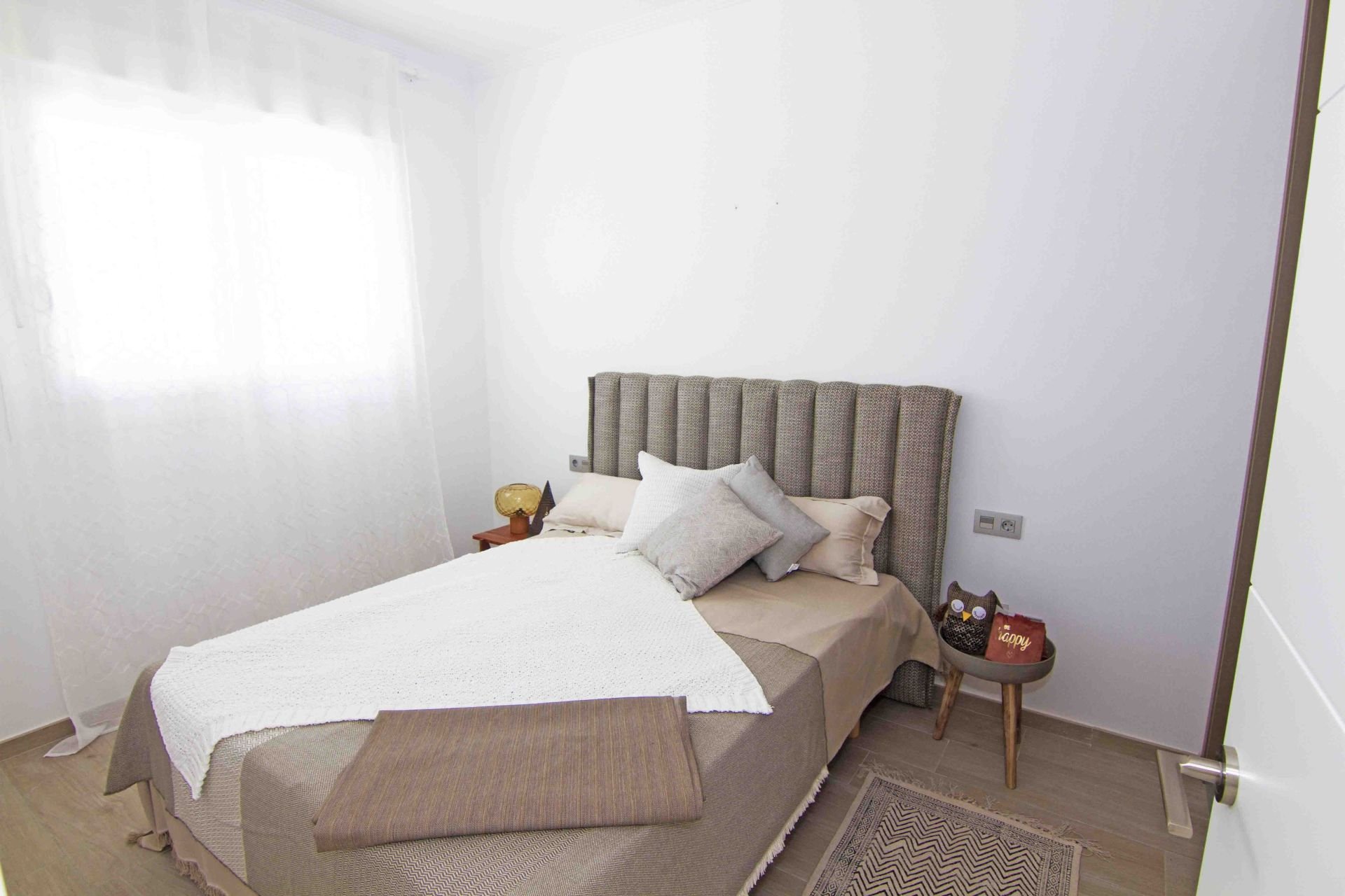 Casa a Torrevieja, Alicante, Spagna 3 camere da letto, 238 mq. N° 95740