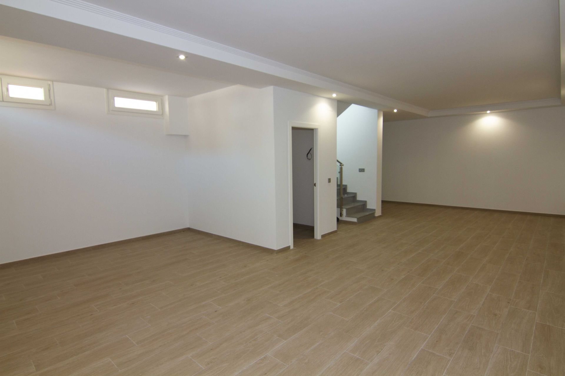 Casa a Torrevieja, Alicante, Spagna 3 camere da letto, 238 mq. N° 95740