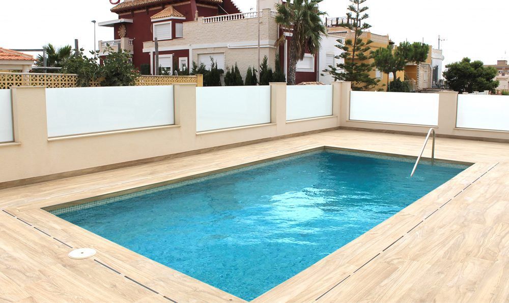 Casa a Torrevieja, Alicante, Spagna 3 camere da letto, 238 mq. N° 95740