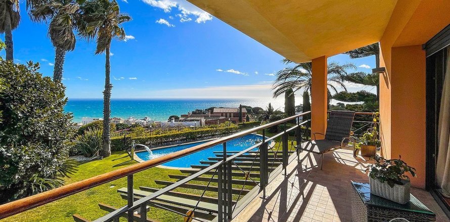 Villa Calella, Barcelona, Spanien 8 Schlafzimmer, 950 m2 Nr. 91816