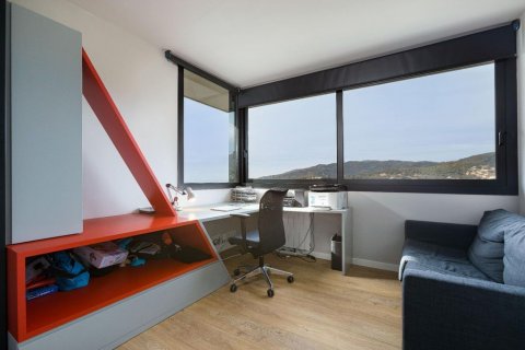 Casa in vendita Cabrils, Barcelona, Spagna 4 camere da letto, 326 mq. N° 37198 - foto 7