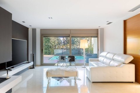Сasa en venta en Vilassar de Dalt, Barcelona, España 6 dormitorios, 386 m2 No. 35899 - foto 8