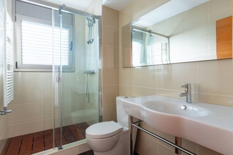 Сasa en venta en Vilassar de Dalt, Barcelona, España 6 dormitorios, 386 m2 No. 35899 - foto 23