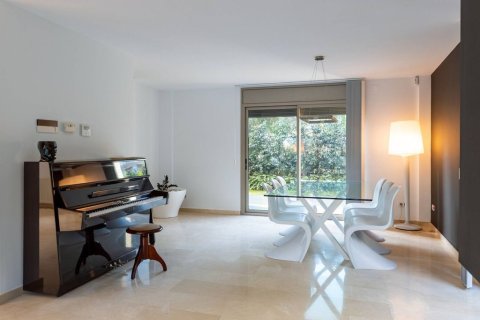 Сasa en venta en Vilassar de Dalt, Barcelona, España 6 dormitorios, 386 m2 No. 35899 - foto 10