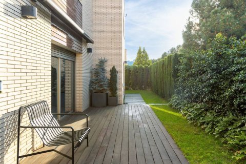 Сasa en venta en Vilassar de Dalt, Barcelona, España 6 dormitorios, 386 m2 No. 35899 - foto 4