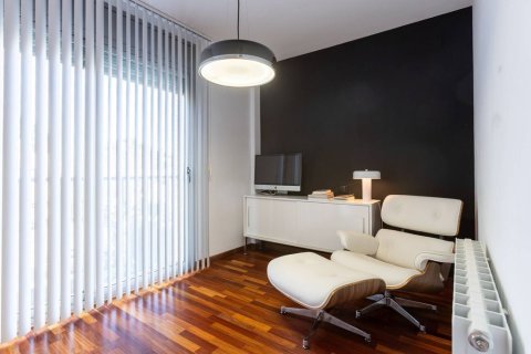 Сasa en venta en Vilassar de Dalt, Barcelona, España 6 dormitorios, 386 m2 No. 35899 - foto 15