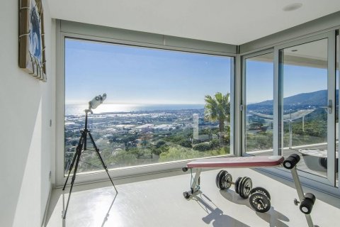 House for sale Cabrils, Barcelona, Spain 4 bedrooms, 358 sq.m. No. 37197 - photo 11
