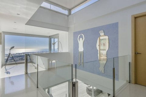 House for sale Cabrils, Barcelona, Spain 4 bedrooms, 358 sq.m. No. 37197 - photo 12