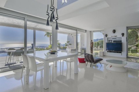 House for sale Cabrils, Barcelona, Spain 4 bedrooms, 358 sq.m. No. 37197 - photo 16