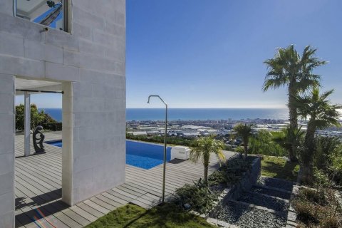 House for sale Cabrils, Barcelona, Spain 4 bedrooms, 358 sq.m. No. 37197 - photo 9