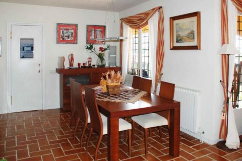 House for sale Cabrils, Barcelona, Spain 4 bedrooms, 400 sq.m. No. 22480 - photo 15