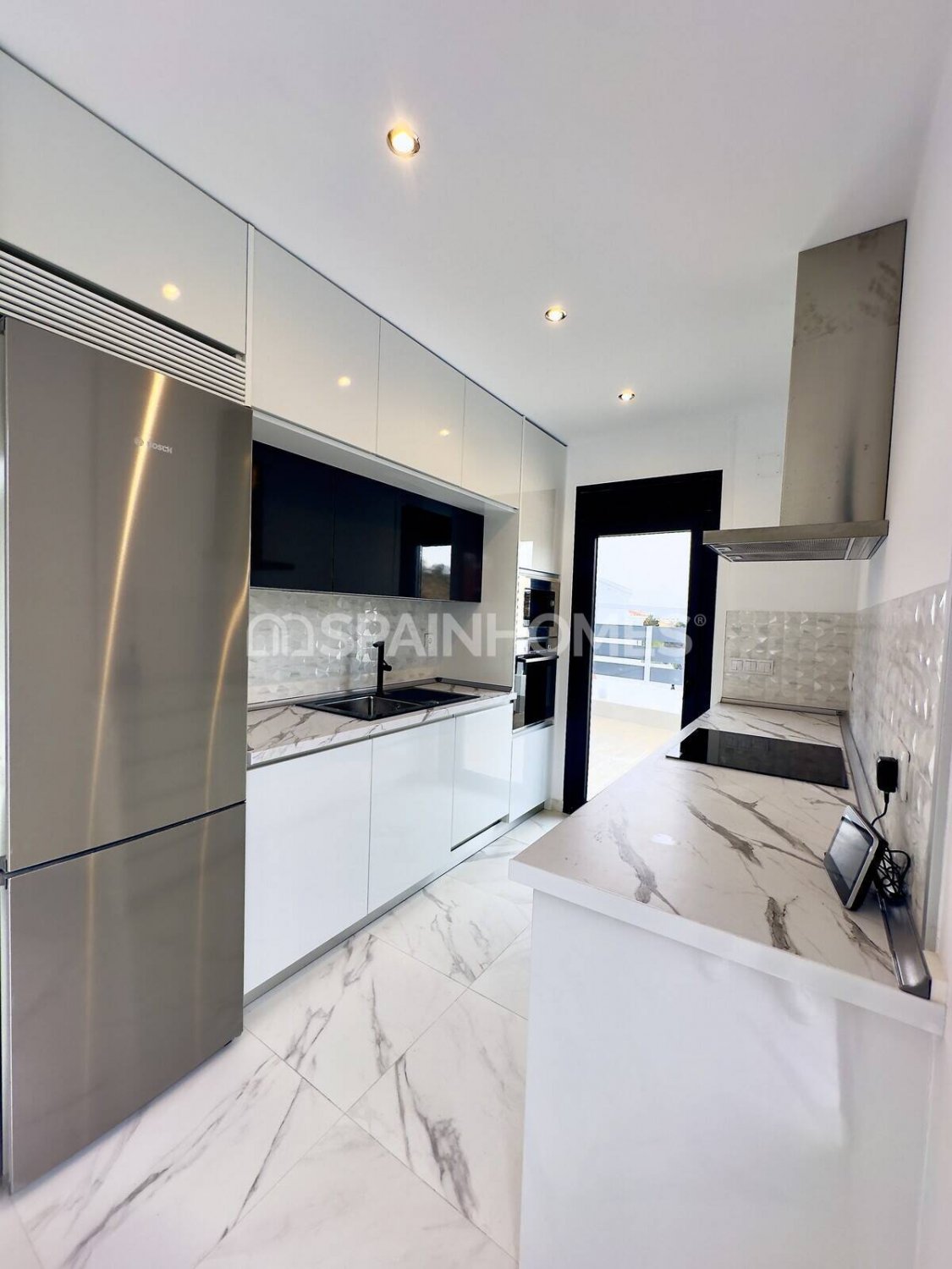 Villa in Rojales, Alicante, Spain 3 bedrooms, 302 sq.m. No. 55734