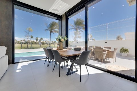 Villa zum Verkauf Pilar de la Horadada, Alicante, Spanien 3 Schlafzimmer, 122 m2 Nr. 112237 - Foto 4