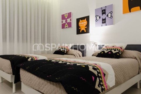 Продажа виллы в Ориуэла, Аликанте, Испания 3 спальни, 92м2 №48772 - фото 23