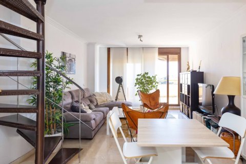 Продажа пентхауса Бенальмадена, Малага, Испания 4 спальни, 127м2 №117825 - фото 2